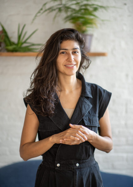 Betzabel Falfan au Forest Lighthouse